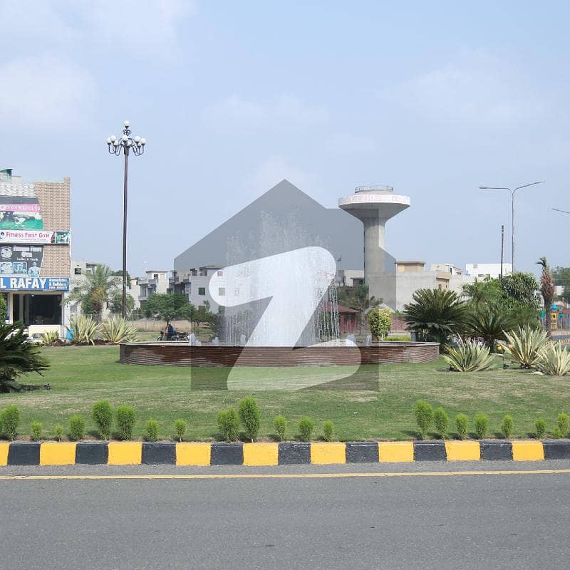 10 Marla Plot For Sale In Park View City Lahore