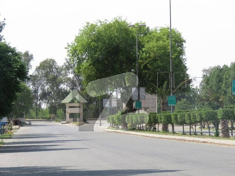 این ایف سی 2 - بلاک سی این ایف سی 2,لاہور میں 10 مرلہ رہائشی پلاٹ 46.0 لاکھ میں برائے فروخت۔