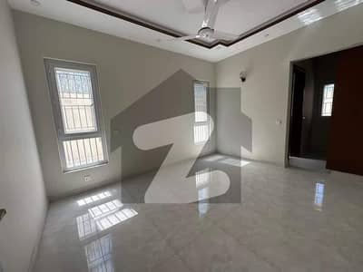 500 YARD BRAND NEW BUNGALOW UPPER PORTION FOR RENT IN DHA PHASE 4.