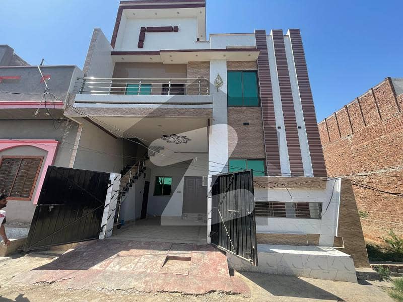 Newly Built Beautiful House In Yadgar Town Jhumra City Faisalabad