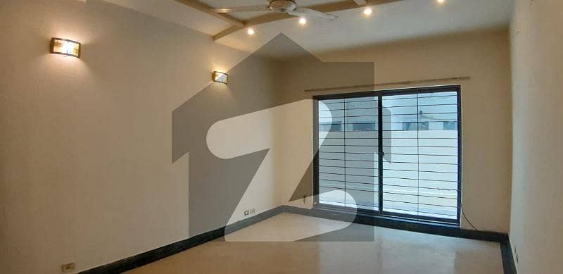 1 Kanal House Available For Rent In DHA Phase 1