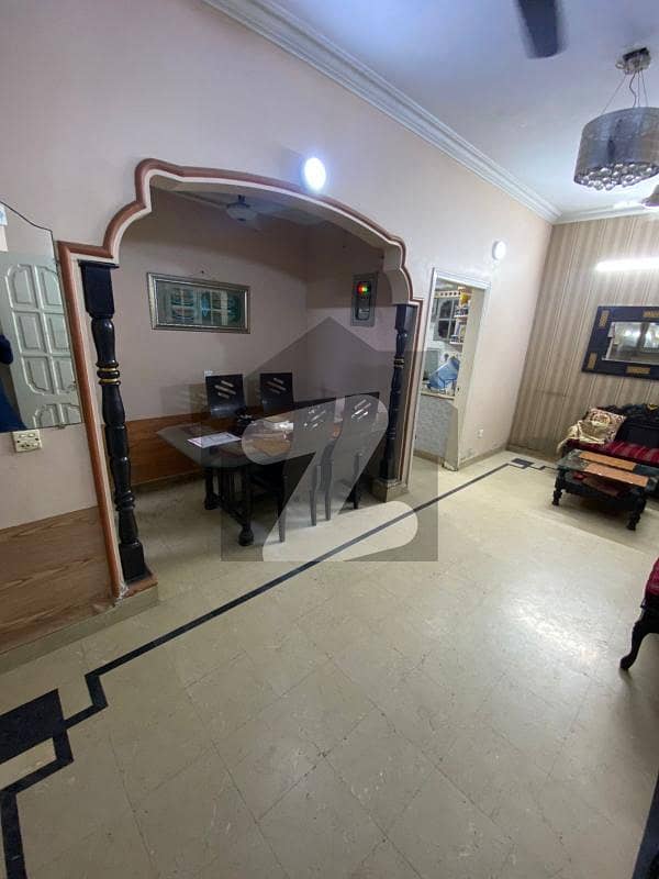 ڈی ایچ اے فیز 2 ایکسٹینشن ڈی ایچ اے ڈیفینس,کراچی میں 4 کمروں کا 4 مرلہ مکان 3.4 کروڑ میں برائے فروخت۔
