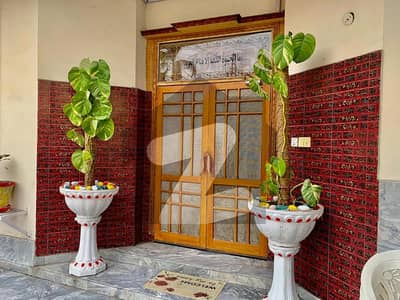 1 Kanal owner built House For Sale in valencia town lahore