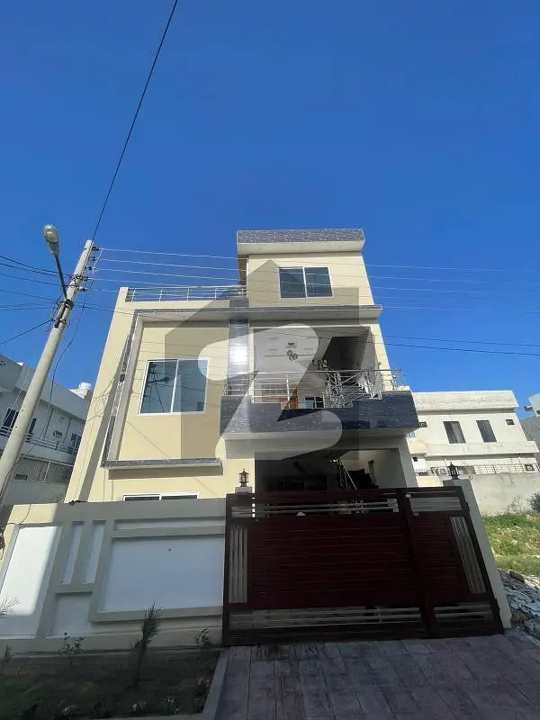 Gas Sector-Brand New 5 Marla House for sale Investor rate