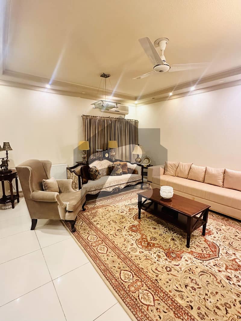 Luxurious 4 Bedroom Unfurnished Apartment Available For Sale In F-11 Karakoram Enclave