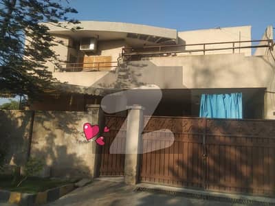 Investors Should Sale This Prime Location House Located Ideally In Askari 5