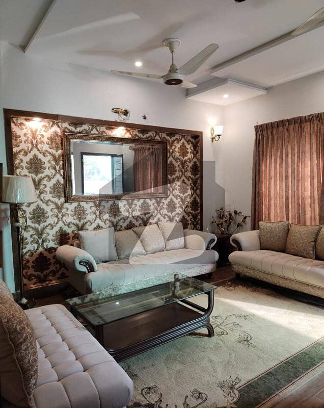 بحریہ ٹاؤن سیکٹر سی بحریہ ٹاؤن,لاہور میں 2 کمروں کا 10 مرلہ زیریں پورشن 95.0 ہزار میں کرایہ پر دستیاب ہے۔