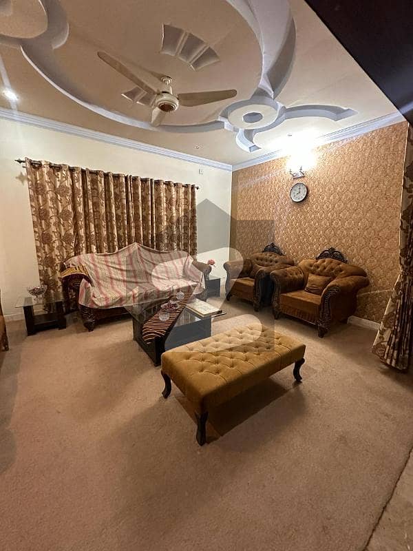 چکلالہ سکیم 3 چکلالہ سکیم,راولپنڈی میں 4 کمروں کا 6 مرلہ مکان 2.4 کروڑ میں برائے فروخت۔