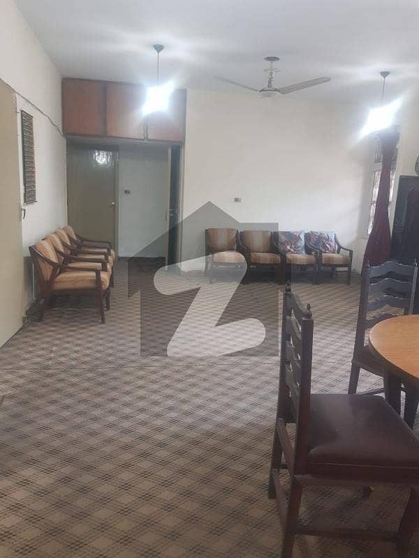 عسکری 5 عسکری,لاہور میں 3 کمروں کا 10 مرلہ فلیٹ 4.0 کروڑ میں برائے فروخت۔