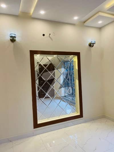 5 MARLA BRAND NEW BEAUTIFULL LAVISH HOUSE FOR RENT IN AA BLOCK BAHRIA TOWN LAHORE NEAR SCHOOL PARK MASJID AND SUPER MARKET