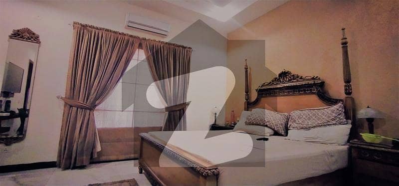 ڈی ایچ اے فیز 5 ڈیفنس (ڈی ایچ اے),لاہور میں 4 کمروں کا 10 مرلہ مکان 4.65 کروڑ میں برائے فروخت۔