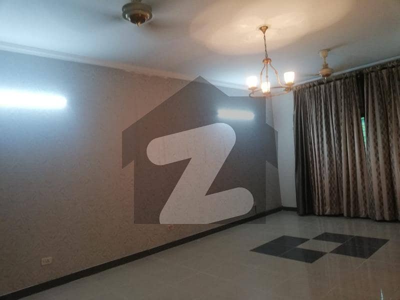 Askari 11 Sector B 10 Marla 4 Bed Luxury House For Sale