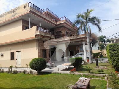 2 KANAL SCHOOL, ACADEMY BUILDING FOR RENT IN MARGHZAR OFFICERS COLONY MULTAN ROAD LAHORE