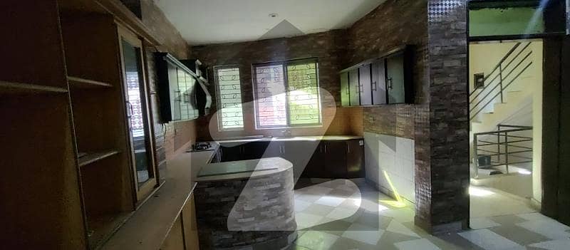 5 MARLA 2 BEDS UPPER PORTION 5 MARLA 2 BEDS UPPER PORTION