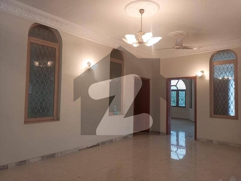 Spacious Upper Portion for Rent in F10 with 4 Bedrooms and Servant Quarters