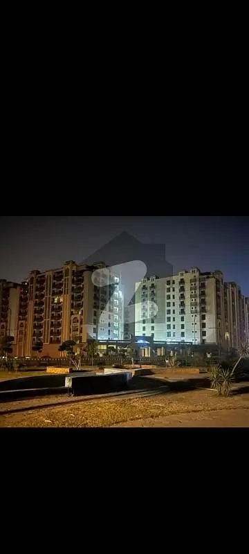 The Galleria Mall 2 bed silver Apartment for Rent