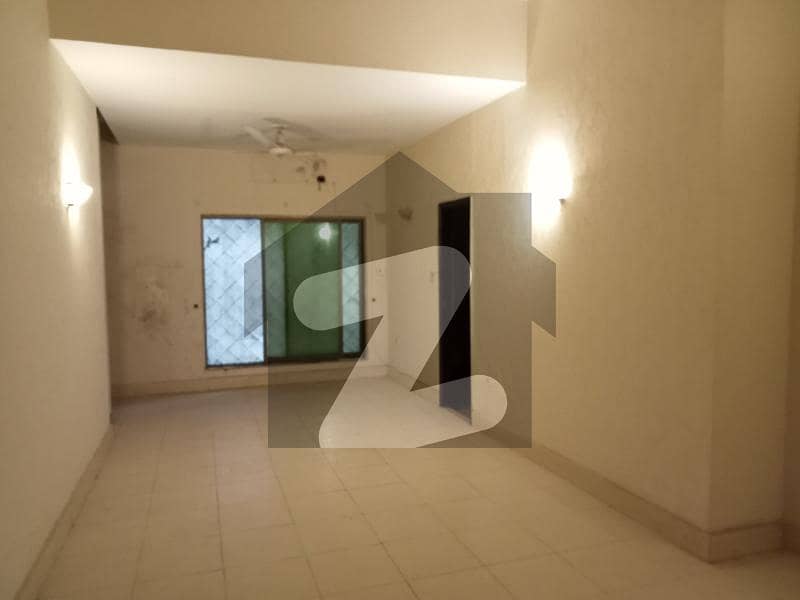 گلبرگ 3 گلبرگ,لاہور میں 7 کمروں کا 4 کنال مکان 42.0 کروڑ میں برائے فروخت۔
