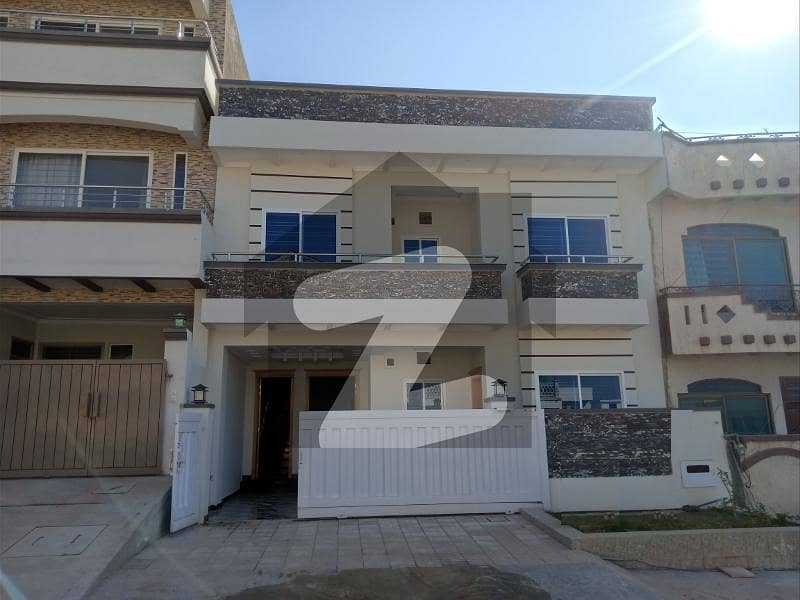 Luxury Good Location 30 X 60 House For Sale In G-13 Islamabad