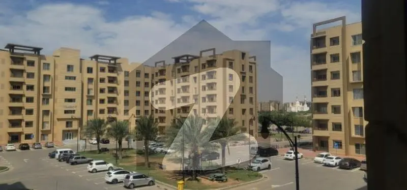 In Bahria Apartments 950 Square Feet Flat For sale