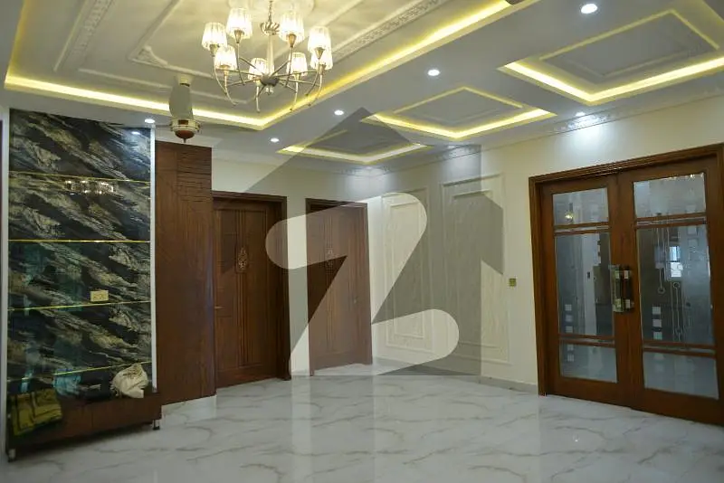 10 Marla Brand New Luxury House For Sale In M Block Model Town Lahore