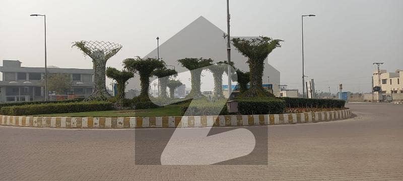 ڈریم گارڈنز ڈیفینس روڈ,لاہور میں 15 مرلہ رہائشی پلاٹ 2.4 کروڑ میں برائے فروخت۔