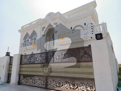 DHA Phase 7 Block Y 1 Kanal House For Sale With 5 Bedroom With Attached Bath & Servant Quarter
