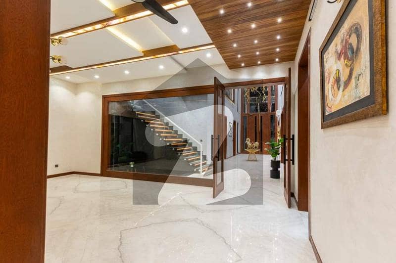 10 Marla luxury house available for rent in Bahria Town Phase 8