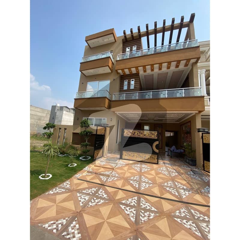 10 Marla Double Story Brand New House Available For Sale In LDA Avenue Phase 1 Prime Location