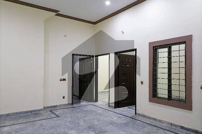 پنجاب سمال انڈسٹریز کالونی لاہور میں 3 کمروں کا 3 مرلہ مکان 45.0 ہزار میں کرایہ پر دستیاب ہے۔