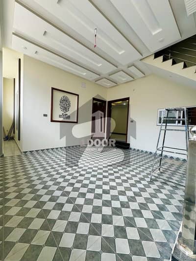پیلی کین ہومز بہاولپور میں 5 کمروں کا 7 مرلہ مکان 1.85 کروڑ میں برائے فروخت۔