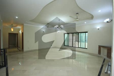 1 Kanal Lower Portion For Rent in DHA Phase 1