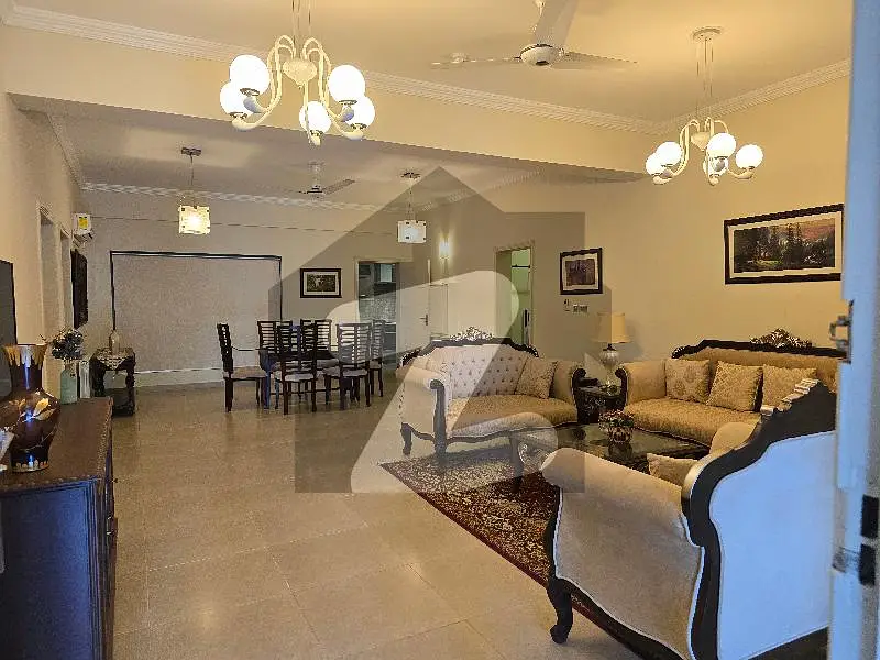 LUXURIOUS APARTMENT OF 2 BED ROOMS AVAILABLE FOR SALE