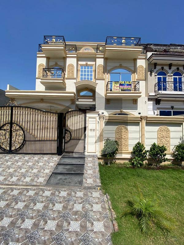 LUXURY ULTRA MODERN 10 MARLA BRAND NEW HOUSE FOR SALE CENTRAL PARK LAHORE