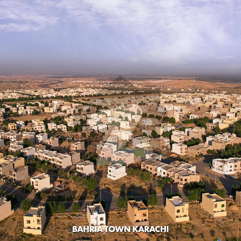 133sq yds Commercial plot Avialble for sale in Bahria Town Karachi