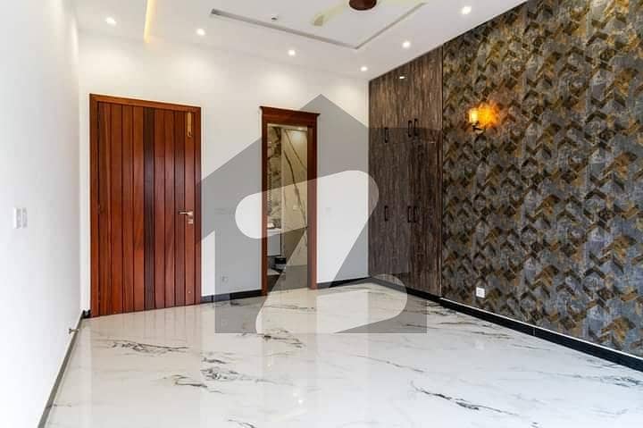 1 Kanal Beautiful Modern Upper Portion Available For Rent In DHA Phase 2 Hot Location