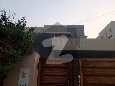ڈی ایچ اے فیز 2 ڈیفنس (ڈی ایچ اے),لاہور میں 3 کمروں کا 1 کنال مکان 1.3 لاکھ میں کرایہ پر دستیاب ہے۔