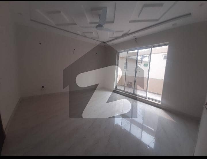1 kanal upper portion for Rent in dha phase 8 Ex Air Avenue