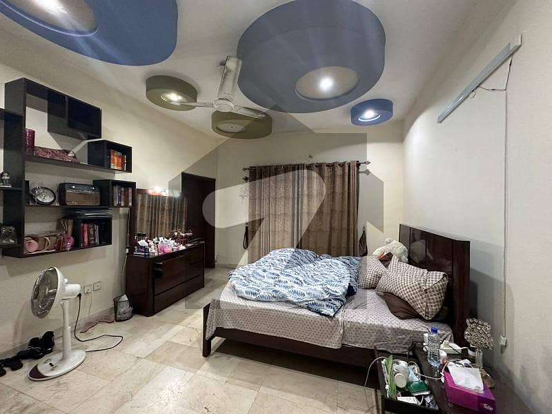 ای ایم ای سوسائٹی ۔ بلاک بی ای ایم ای سوسائٹی,لاہور میں 5 کمروں کا 1 کنال مکان 7.6 کروڑ میں برائے فروخت۔