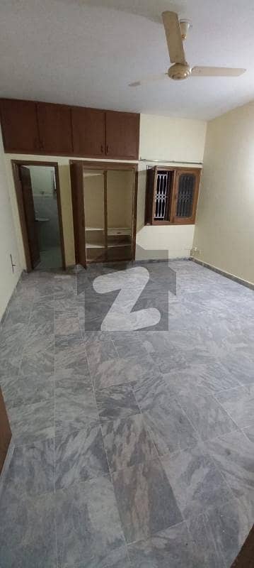 uper portion For Rent 3 Bed 2 bath kitchen TV lounge marble flooring