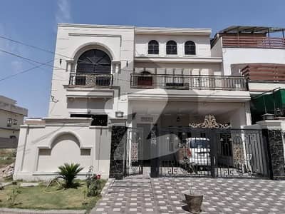 House 10 Marla For Sale In Wapda Town Phase 2