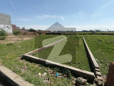 Get Your Dream Commercial Plot In Eminabad Road