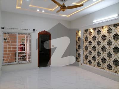 Gorgeous 10 Marla House For Sale Available In Bahria Town Phase 4