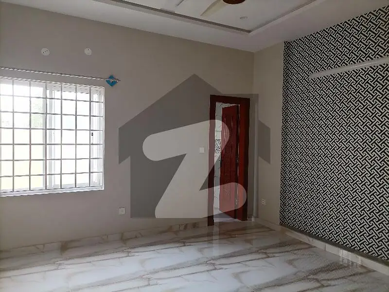 Idyllic House Available In Bahria Town Phase 3 For sale