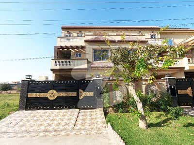 10 Marla Brand New House For Sale In Nasheman-E-Iqbal Phase 2