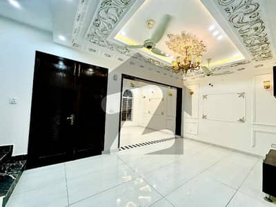 A Beautiful House Available For Rent In Central Park Lahore