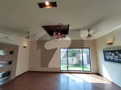 1 KANAL LOWER PORTION FOR RENT WRITH BASEMENT HALL