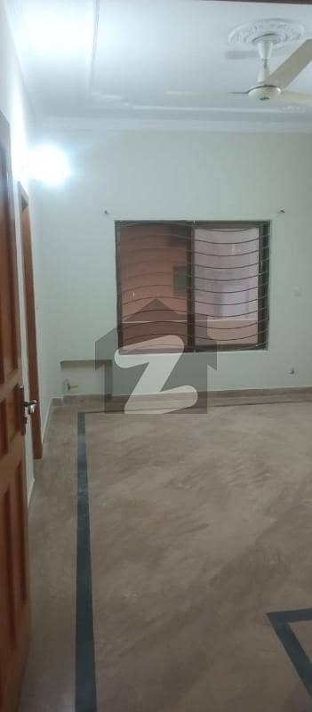 30x60 full house available for rent in g13