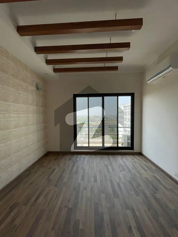 800 SQFT 4TH FLOOR ONE BED APARTEMENT AVAILBLE FOR SALE IN THE SPRING APARTEMENTS