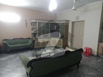 5 BED HOUSE FOR SALE IN MUSTAFA TOWN LAHORE