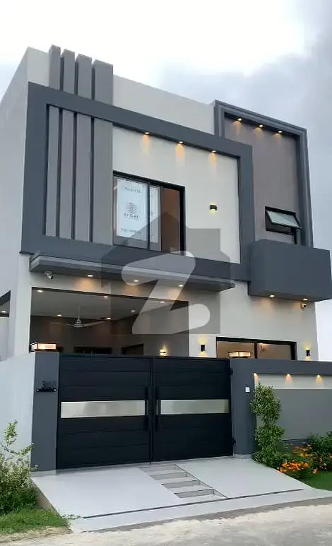 5 Marla Modern House For Sale Prime Location Of D-Block, Phase-9 Town, DHA, Lahore